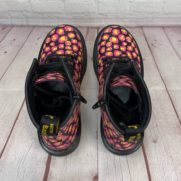 Dr. Martens 1460 Pink Leopard Hydro Leather Lace Up Boots Girls Youth Size 3 - Picture 7 of 10